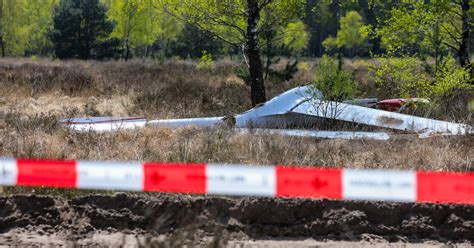 jarige vrouw uit alkmaar omgekomen door ongeluk met zweefvliegtuig bij arnhem hart van