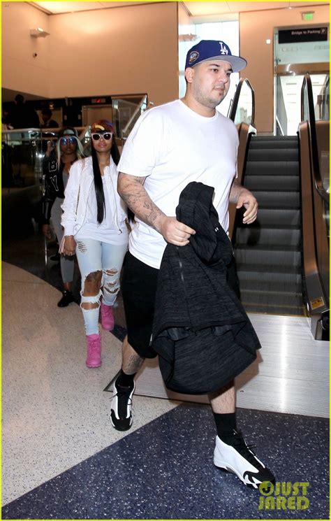 rob kardashian looks much slimmer in new airport photos photo 3614381