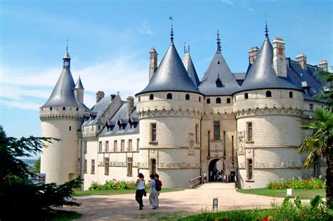 discover chaumont sur loire castle french moments