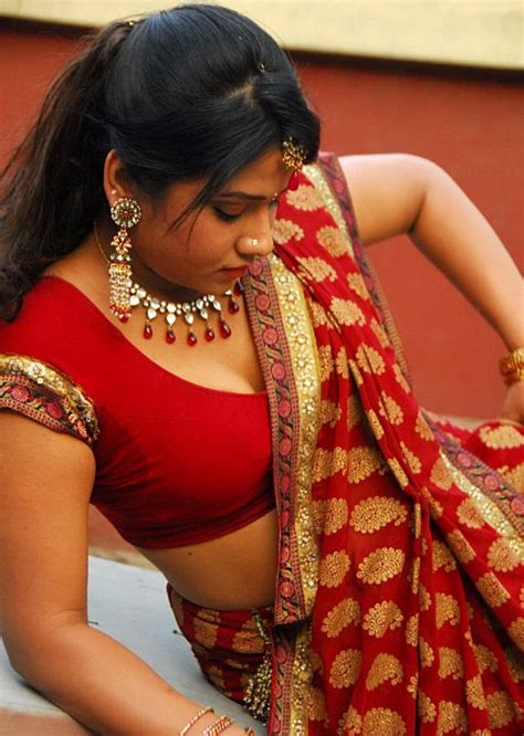 Ranga The Donga Actress Jyothi Hot Saree Photos Stills New Movie Posters