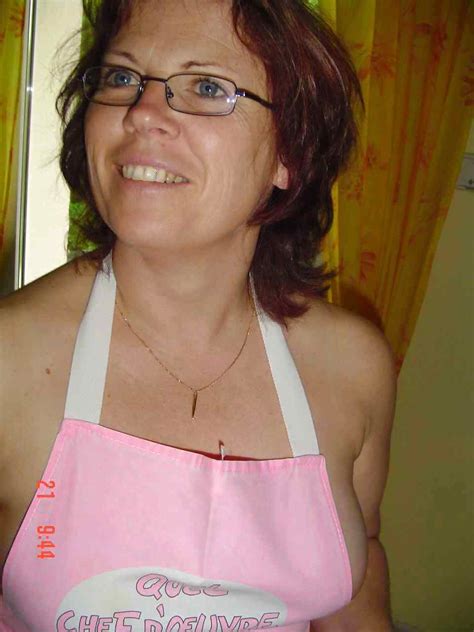 busty fiftyish granny cooks naked under her apron porn pictures xxx