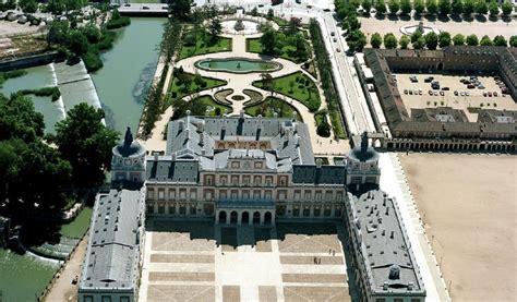 las obras de restauracion de la ria del palacio real de aranjuez