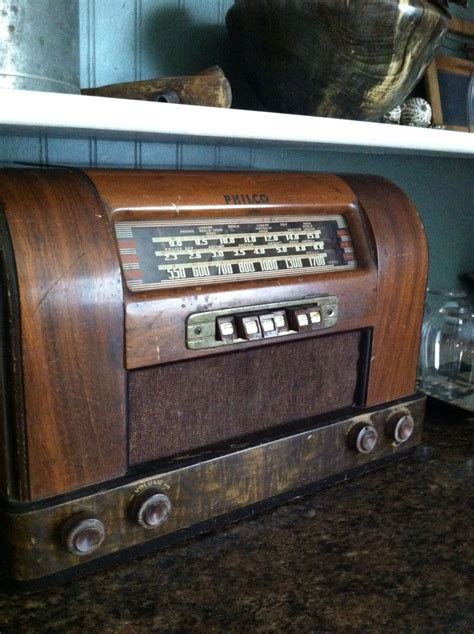 philco radio  bought bill  fathers day  works vintage radio retro radios