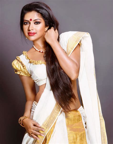 Kimcil Xxx Amala Paul Hot Photos