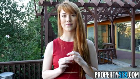 foxy redhead lass gwen stark impaled in her hairy muff