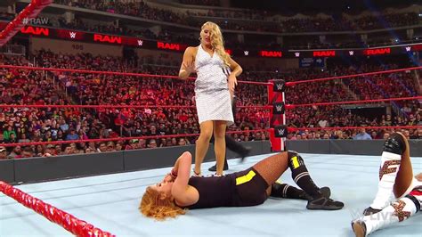Lacey Evans Wwe Raw Lacey Evans Attacks Becky Lynch