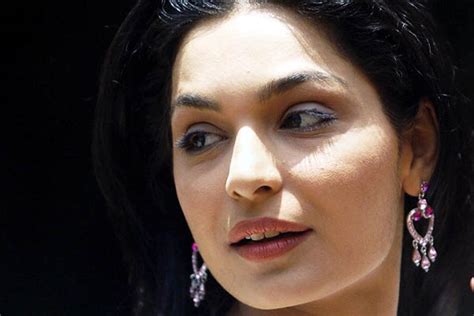 police ordered to investigate meera s sex tape ‹ newsweek pakistan