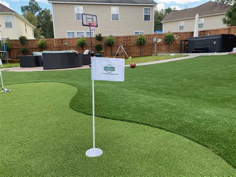 backyard putting greens  perfect stay  home activity progreen