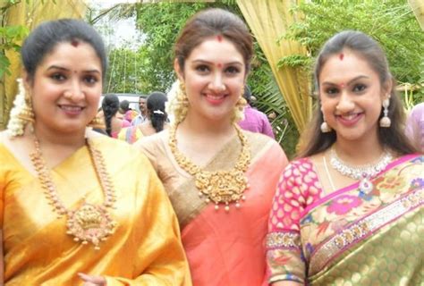 Manjula Vijaykumar Daughters In Traditional Jewellery Fashionworldhub