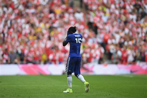 chelsea star victor moses says fa cup final red card was