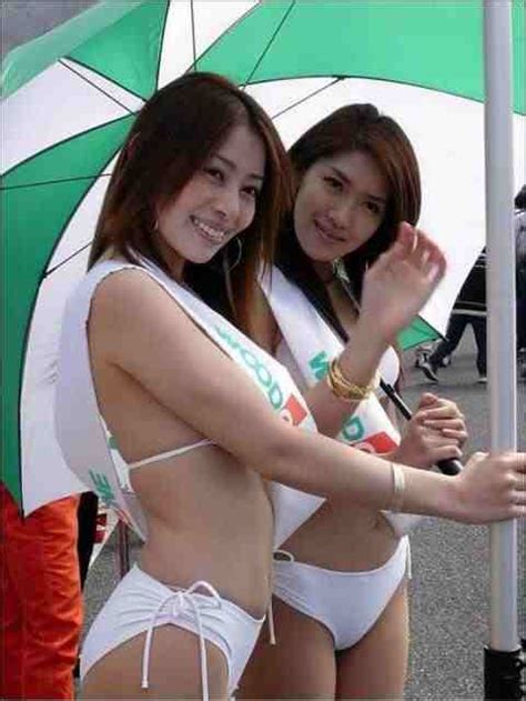 Rellpost Umbrella Girl Asian Seksi