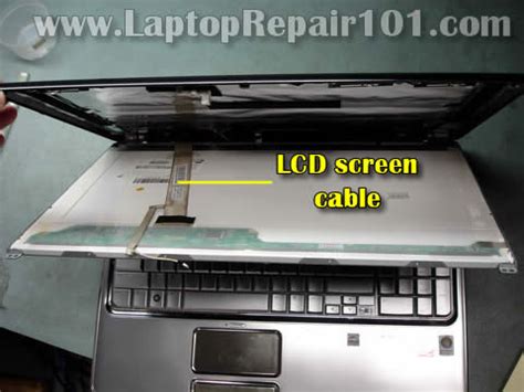 laptop repair laptop screen shows strange colors