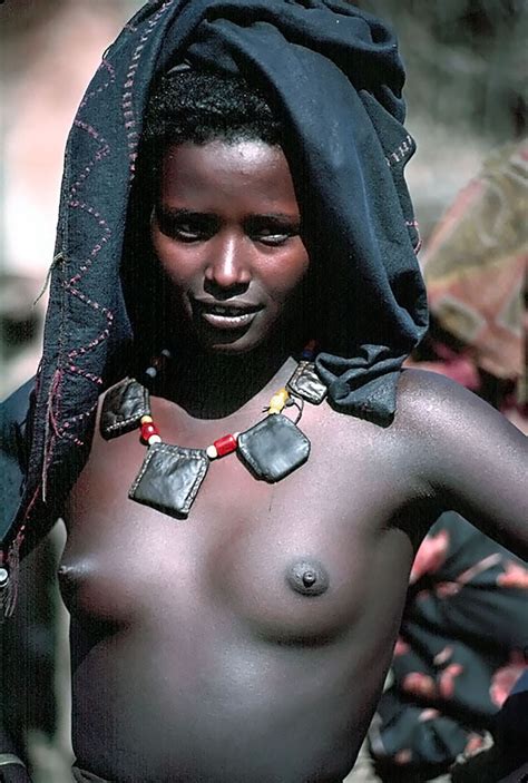 本場の裸族！基本おっぱい丸出しなアフリカ原住民の画像集 性癖エロ画像 センギリ