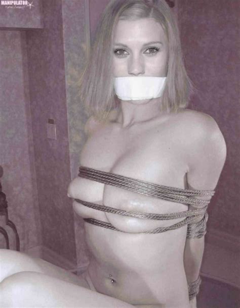 katee sackhoff perfectly sexy nude boobs