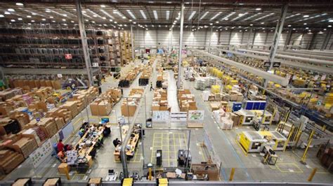 black friday    amazon factory  christmas dreams  packaged metro news