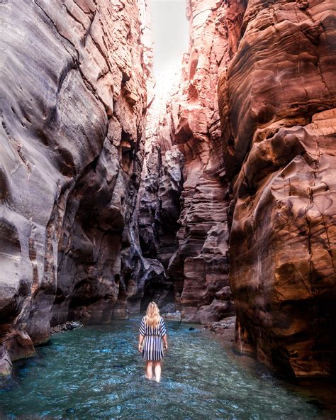 beautiful places  jordan charlies wanderings travel  instagrammable