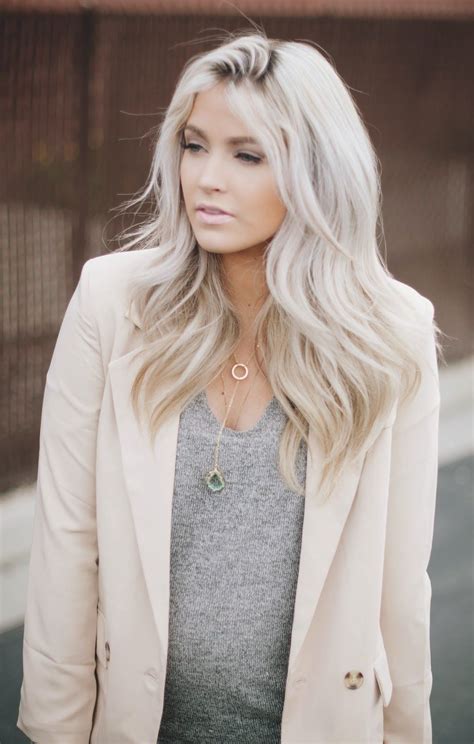 Pin By Erica Gignac On Hair And Beauty Hair Styles Cool Blonde Hair