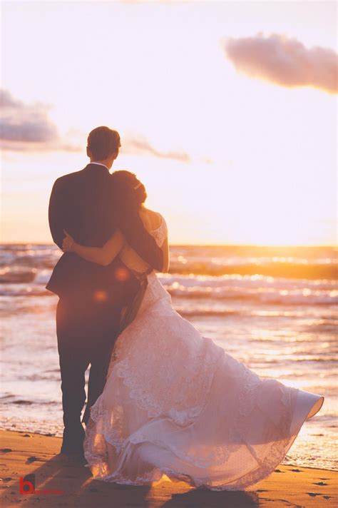 Wonderful 47 Romantic Beautiful Sunset Wedding Photos
