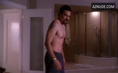 Ricardo Antonio Chavira Shirtless Bulge Scene In Desperate Housewives