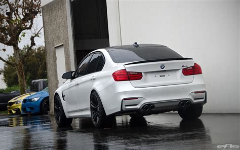alpine white bmw    cosmetic upgrades
