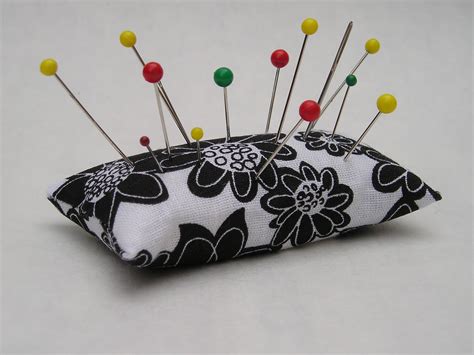 emery pincushion  pins  needles sharp sew  entry  steps  pictures