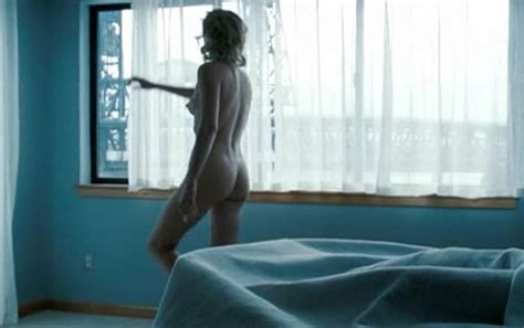 charlize theron nude boobs and butt in the burning plain free video