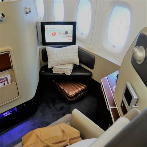 qantas  class review qantas   class sydney  dubai   gabbert