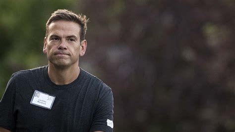 Fox Corp Ceo Lachlan Murdoch To Forgo Salary Execs To Take Pay Cuts