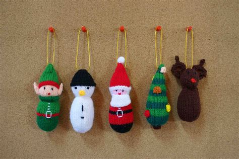 family crafts  recipes knitted christmas ornaments  pattern