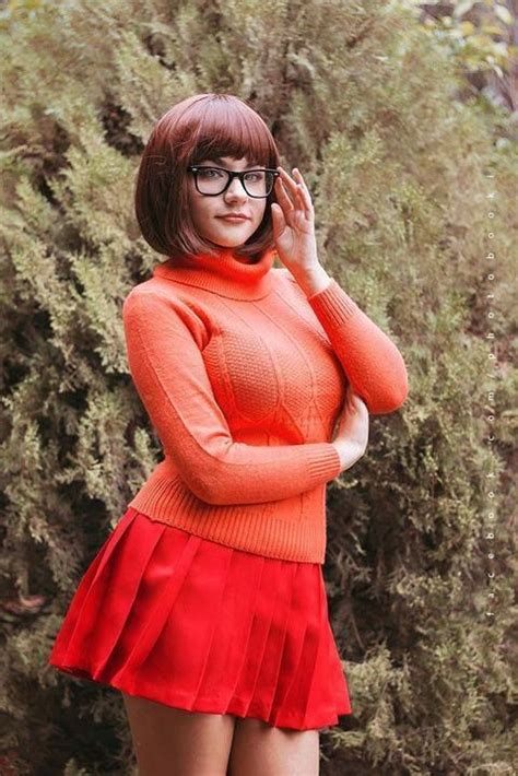pin on velma dinkley and scoob