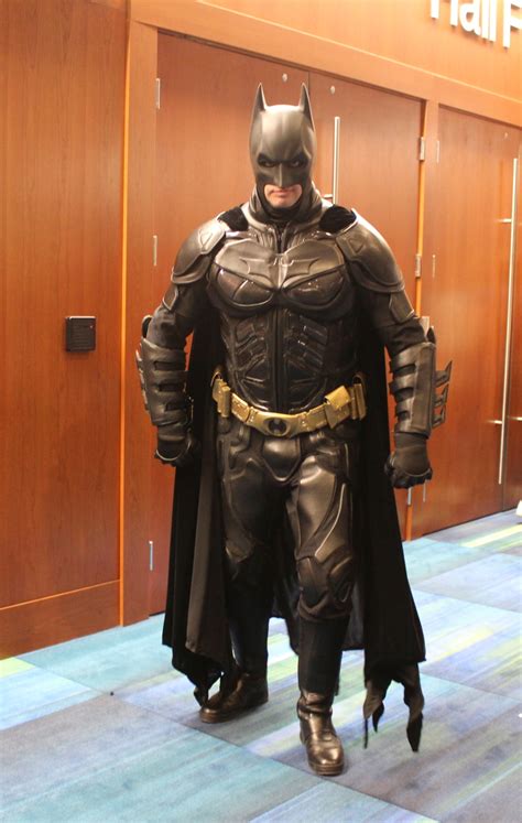 dkn visits toronto comic   cosplays overview dark knight news