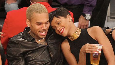 rihanna ‘wanted to marry chris brown before he attacked