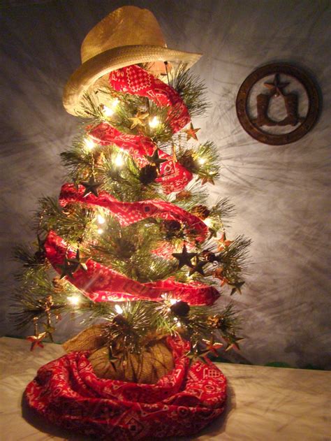 beautifully unusual christmas tree topper ideas