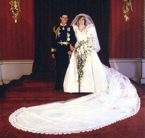 princess diana wedding dress princess diana s wedding