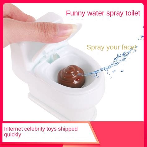 1pcs novelty squirt joke toy doll toilet pee cartoon water spray trick