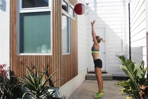 6 Super Effective Medicine Ball Moves To Work Your Whole Body