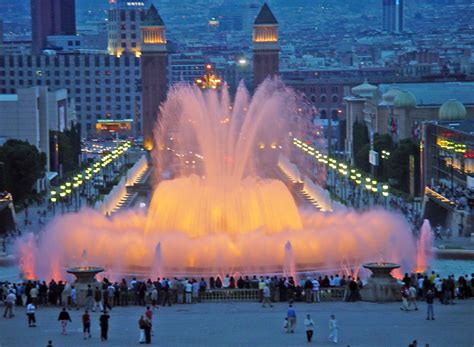 magic fountains barcelona spain magic fountain fountains travel