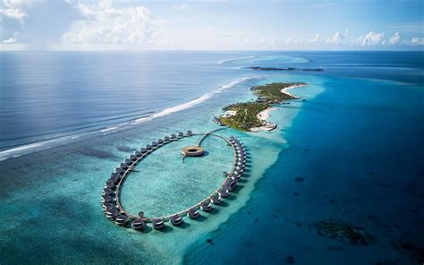 luxury hotel  maldives
