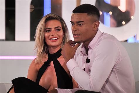awkward moment wes finds out about megan s porn site past after leaving love island villa
