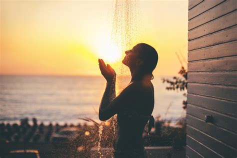 Outdoor Showers 101 Homeowners Guide Bob Vila