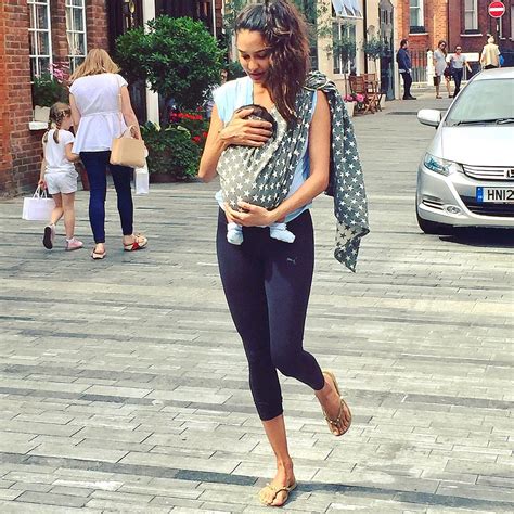This Latest Picture Of Lisa Haydon With Her Son Zack Is Too Cute To