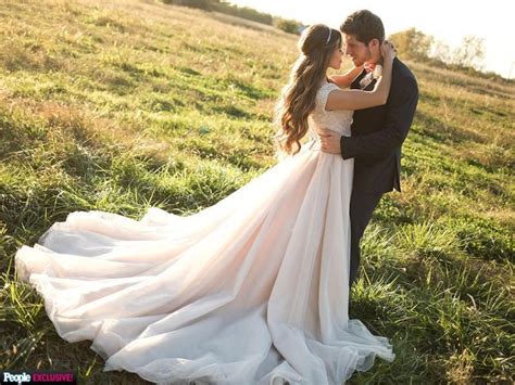 31 Most Stunning Celebrity Wedding Dresses Of All Time