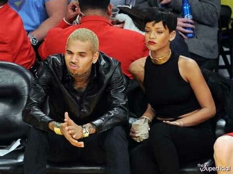 Lol What Is Wrong With Mr Browns Face Chris Brown And Rihanna Chris