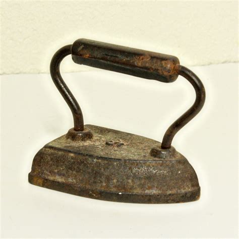 vintage iron cast iron clothes iron