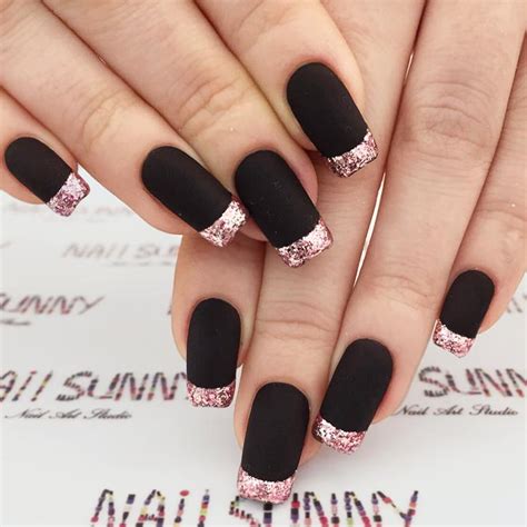 Edgy Ideas For Matte Black Nails To Break The Manicure