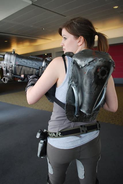 gears of halo video game reviews news and cosplay sofia hendrik
