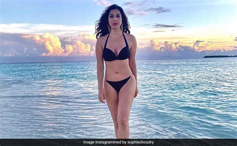 Would Freak Out When Asked To Wear A Bikini In Mtv Days Sophie Choudry