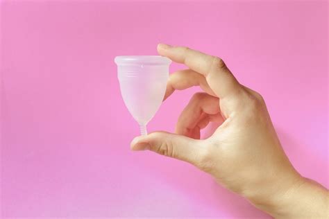 pros and cons of using a menstrual cup activebeat