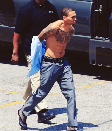 Chrianna Chrisbrownzonetwitter Chris Brown Shirtless On