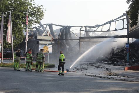 schade verwoestende brand soesterberg loopt  de miljoenen het  een grote ravage foto